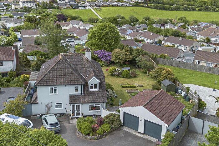 4 Bedroom Detached House For Sale In Launceston Road, Callington, PL17