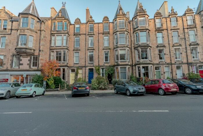 3 Bedroom Flat To Rent In Marchmont Crescent, Marchmont, Edinburgh EH9
