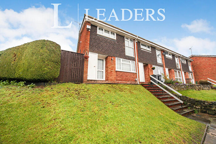 3 Bedroom Terraced House To Rent In Buchanan Drive, LU2