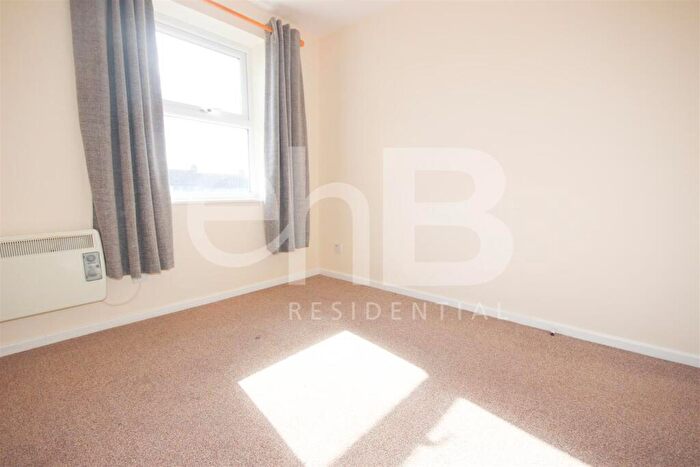 1 Bedroom Flat To Rent In Governors Court, Landor Road, Warwick, CV34