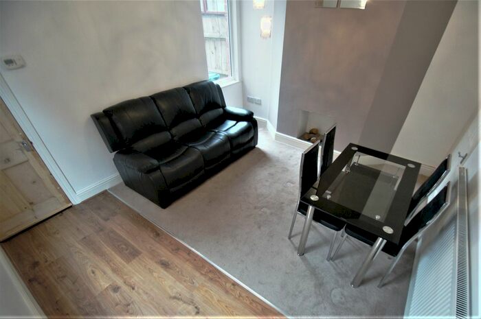 3 Bedroom End Of Terrace House To Rent In Hugh Road, Coventry, CV3