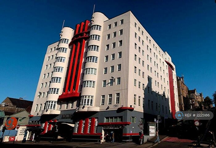 2 Bedroom Flat To Rent In Sauchiehall Street, Glasgow, G2