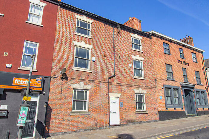 5 Bedroom Town House To Rent In Mansfield Road, Nottingham, NG1