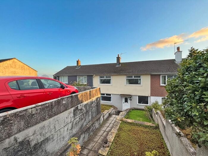 3 Bedroom Terraced House For Sale In Southway Drive, Southway, Plymouth, PL6