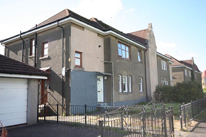 3 Bedroom Flat To Rent In Woodside Road, Raploch, Stirling, FK8