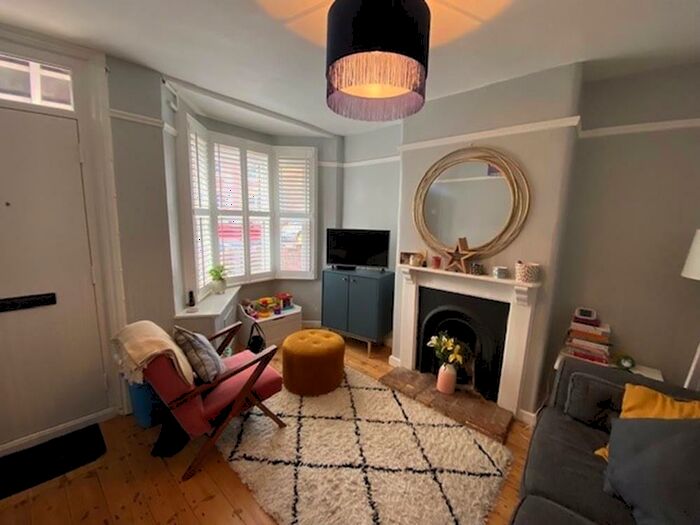 3 Bedroom Terraced House To Rent In Gladstone Street, Bedford, MK41