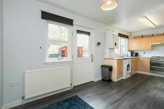 3 Bedroom Terraced House For Sale In Younger Gardens, St Andrews, KY16