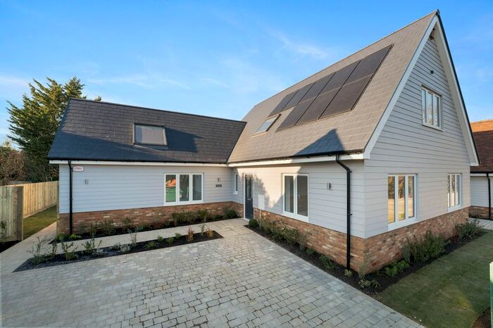 3 Bedroom Detached House For Sale In Ashford Road, Bethersden, Ashford, TN26