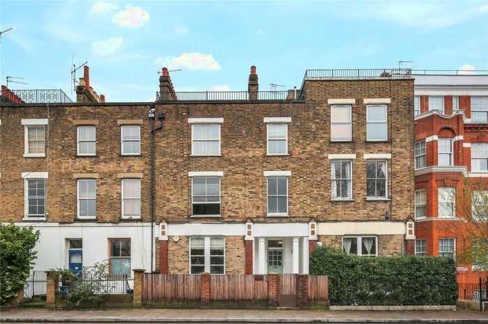 2 Bedroom Terraced House To Rent In Albion Road, London, N16