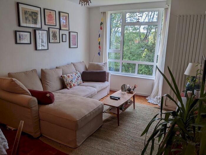 2 Bedroom Flat To Rent In Buckingham Lodge, Muswell Hill, Muswell Hill, N10