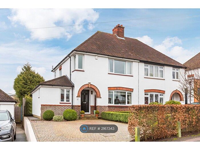 3 Bedroom Semi Detached House To Rent In Deakin Leas, Tonbridge, TN9