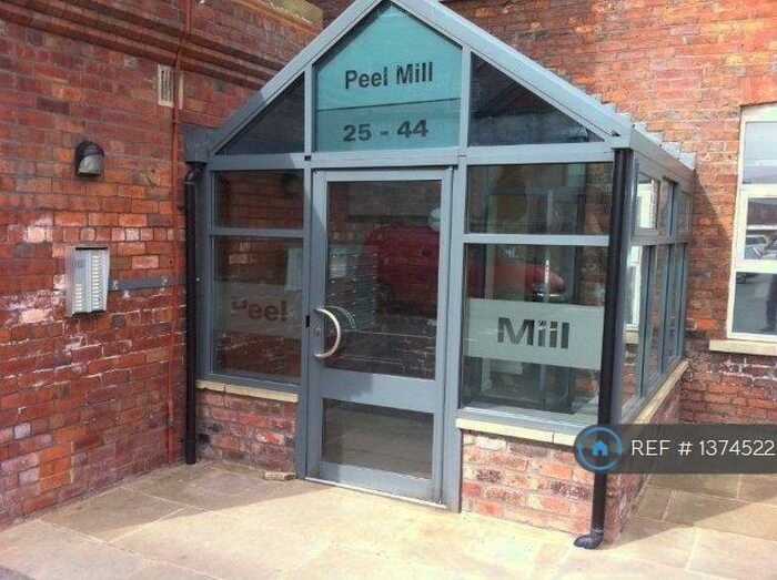 3 Bedroom Penthouse To Rent In Commercial Street, Morley, LS27