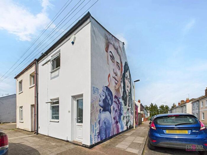 2 Bedroom End Of Terrace House To Rent In Russell Street, Cheltenham, GL51