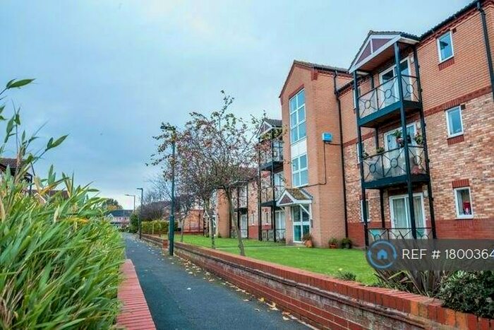 2 Bedroom Flat To Rent In Lakeside, Doncaster, DN4