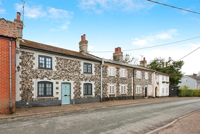 2 Bedroom Character Property For Sale In St. Leonards Street, Mundford, Thetford, IP26