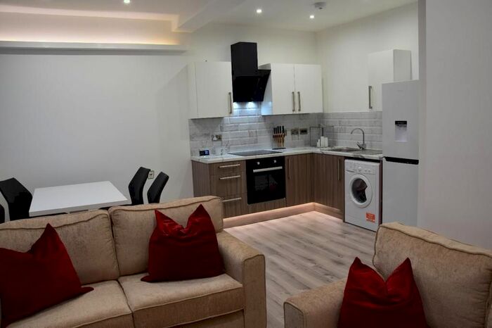 2 Bedroom Flat To Rent In Claughton Street, St Helens, WA10