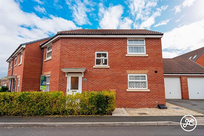 3 Bedroom End Terrace House For Sale In Forester Close, Wembdon Grange, Bridgwater, TA6