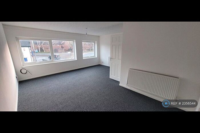 3 Bedroom Maisonette To Rent In Hagley Road, Halesowen, B63
