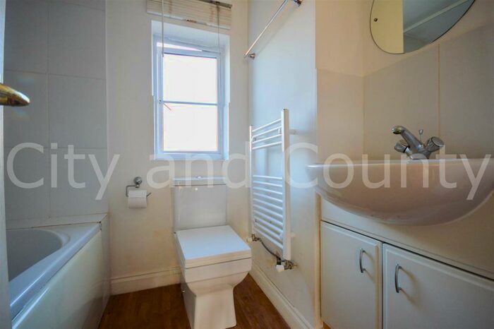 4 Bedroom Detached House To Rent In Bailey Way, Peterborough, PE2