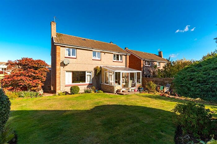 4 Bedroom Property For Sale In Dalmahoy Crescent, Balerno, EH14
