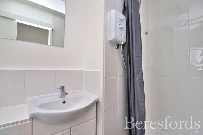 1 Bedroom Apartment For Sale In Broomfield Road, Chelmsford, CM1