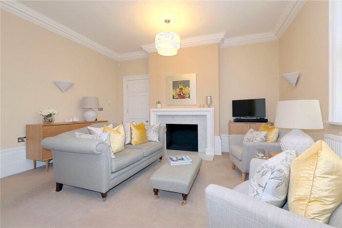 1 Bedroom Flat To Rent In Chandos Street, Marylebone, London, W1G