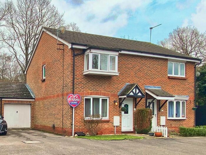 3 Bedroom Semi-Detached House To Rent In Haining Gardens, Mytchett, Camberley, GU16