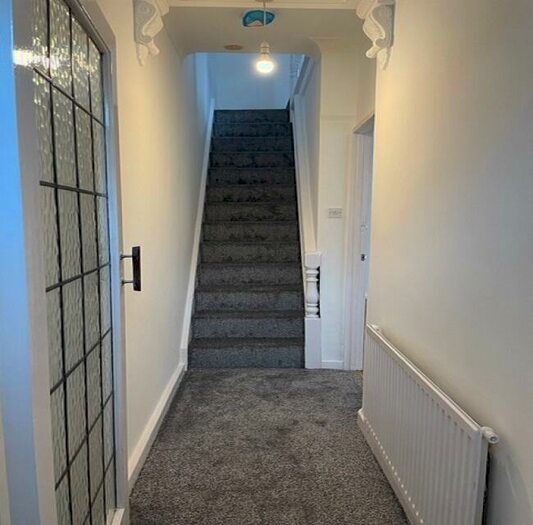 3 Bedroom House To Rent In West Street, Gorseinon, Swansea, SA4