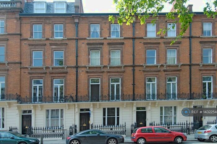 2 Bedroom Flat To Rent In Colosseum Terrace, Marylebone, NW1