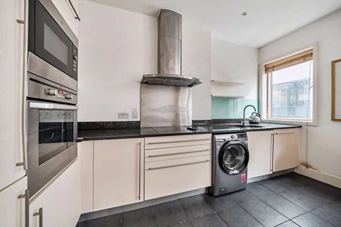 2 Bedroom Flat For Sale In Ebenezer Street, Old Street, London, N1