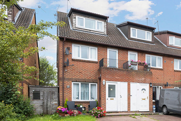 1 Bedroom Apartment To Rent In Glenbuck Road, Surbiton, KT6