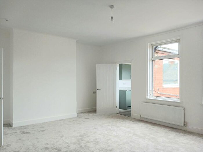 5 Bedroom Flat For Sale In Dean Road, South Shields, NE33