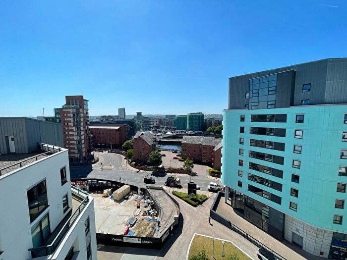 1 Bedroom Flat To Rent In Gateway South, Marsh Lane, Leeds, LS9