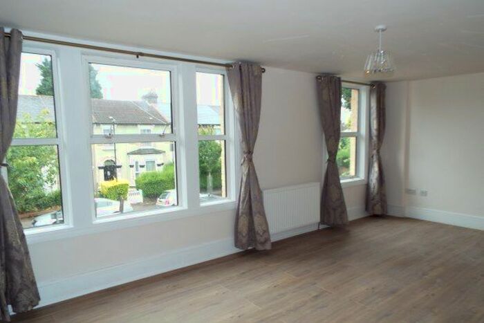 5 Bedroom Property To Rent In Durham Road, London E12