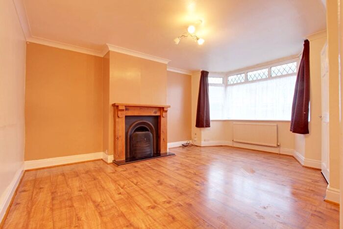 3 Bedroom Terraced House For Sale In Lee Avenue Drive, Withernsea, HU19