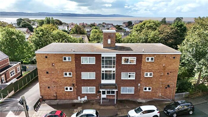 2 Bedroom Apartment For Sale In York Avenue, West Kirby, Wirral, Merseyside, CH48