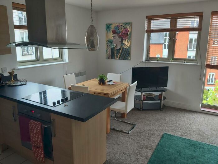 1 Bedroom Apartment To Rent In The Rope Walk, Canterbury, CT1