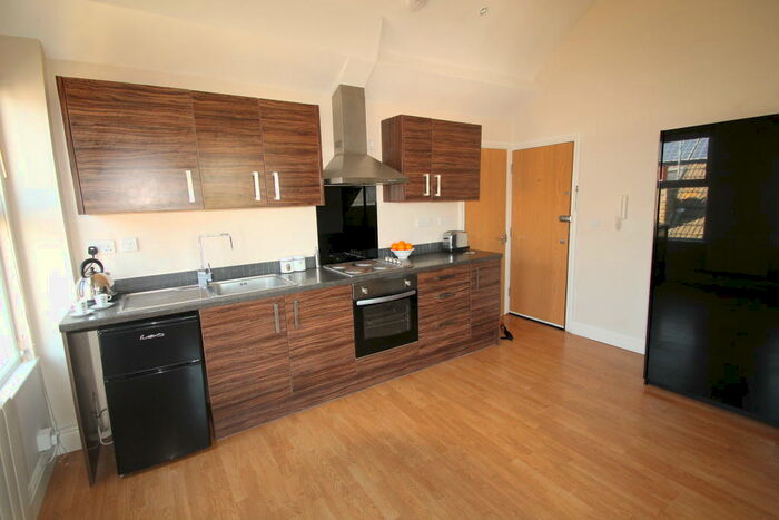 Studio To Rent In Outram Road, Croydon, CR0