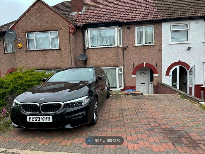 3 Bedroom Terraced House To Rent In Crest Road, London, NW2