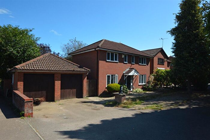 4 Bedroom Detached House To Rent In Windsor Chase, Taverham, NR8