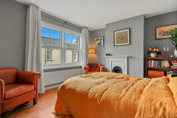 3 Bedroom Terraced House For Sale In Ainsworth Street, Cambridge, CB1