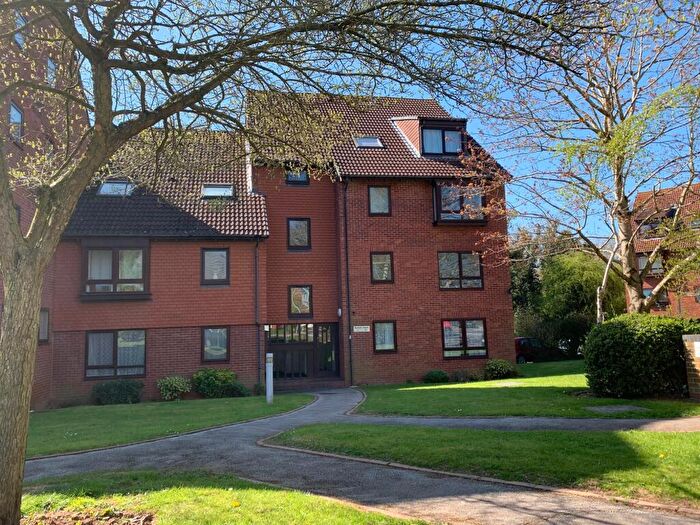 2 Bedroom Flat To Rent In Norfolk House, B30