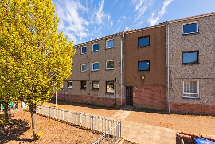 2 Bedroom Flat For Sale In Whitehill Drive, Dalkeith, EH22