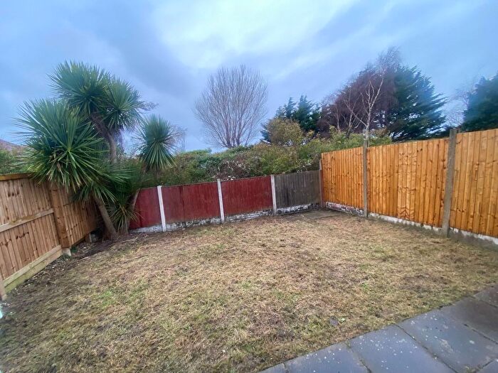 2 Bedroom Detached House To Rent In Regent Road, Rhyl, LL18
