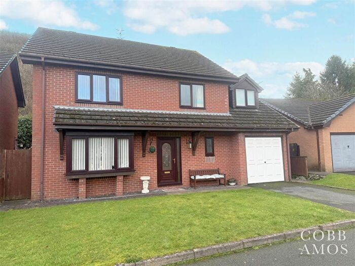 4 Bedroom Property For Sale In Jackets Close, Knighton, LD7