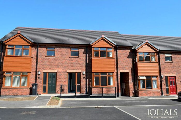 3 Bedroom Terraced House To Rent In Tilia Close, Leicester, LE5