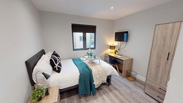 8 Bedroom Flat To Rent In Terrace Street, Nottingham, Nottinghamshire, NG7