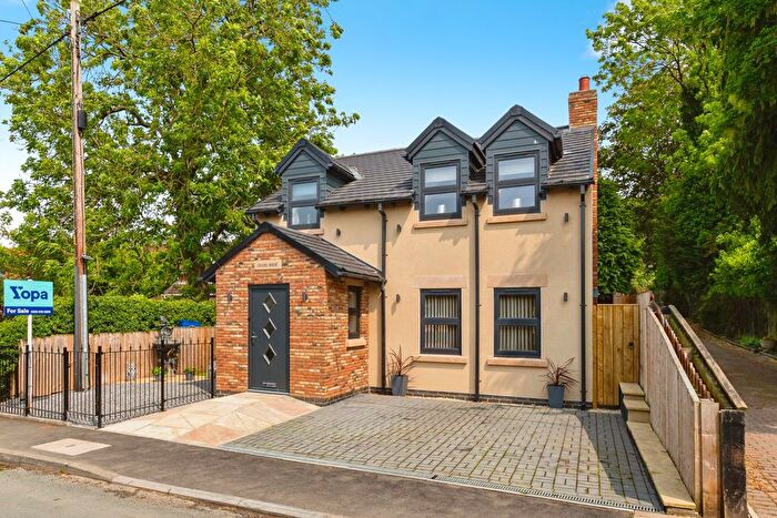 3 Bedroom Detached House For Sale In West Rounton, Northallerton, DL6