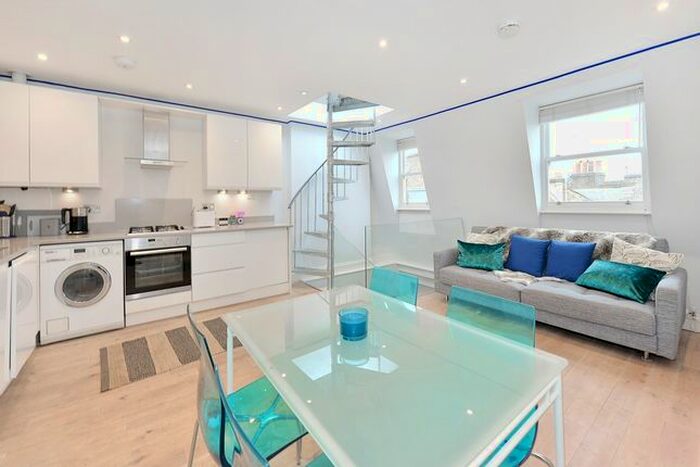 1 Bedroom Flat To Rent In Cornwall Crescent, London, W11
