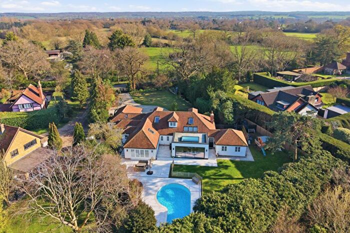 4 Bedroom Detached House For Sale In Back Lane, Fryerning, CM4